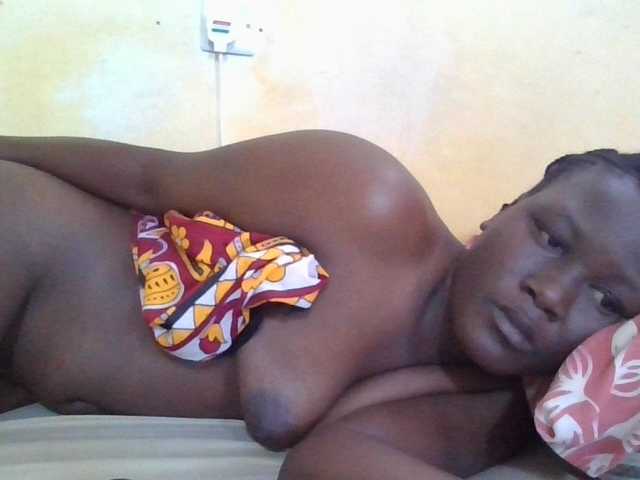 ebony-vannilah live cam on BongaCams