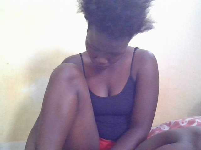 ebony-vannilah live cam on BongaCams