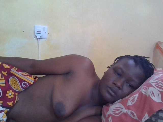 ebony-vannilah live cam on BongaCams