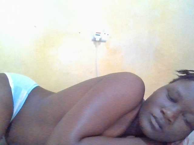 ebony-vannilah live cam on BongaCams