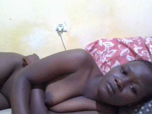 ebony-vannilah live cam on BongaCams