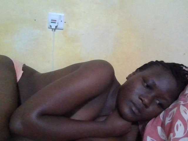 ebony-vannilah live cam on BongaCams
