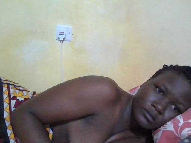 ebony-vannilah live cam on BongaCams