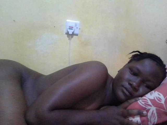 ebony-vannilah live cam on BongaCams