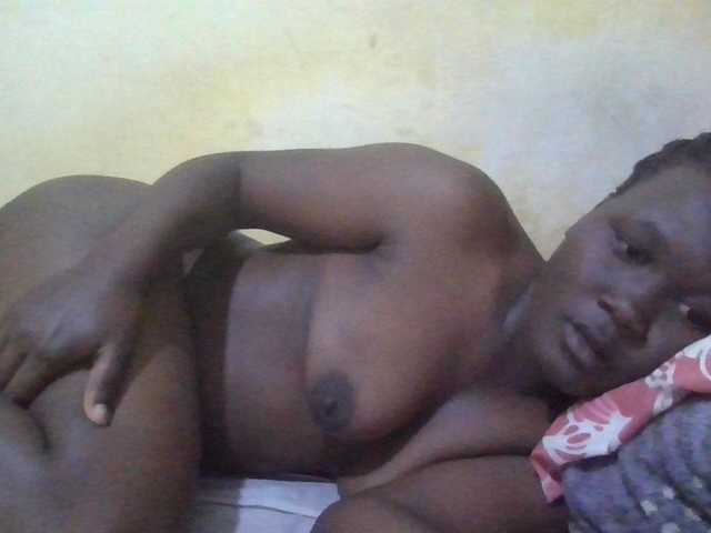 ebony-vannilah live cam on BongaCams