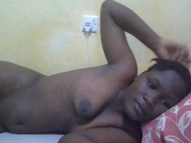 ebony-vannilah live cam on BongaCams
