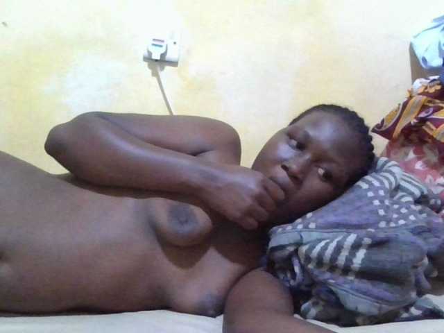 ebony-vannilah live cam on BongaCams