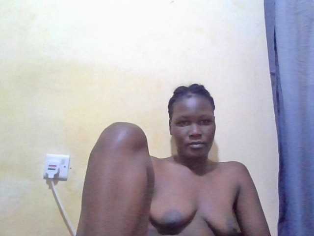ebony-vannilah live cam on BongaCams