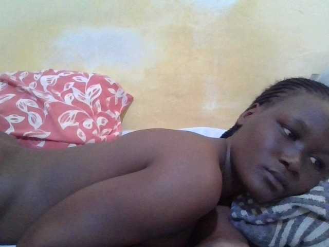 ebony-vannilah live cam on BongaCams