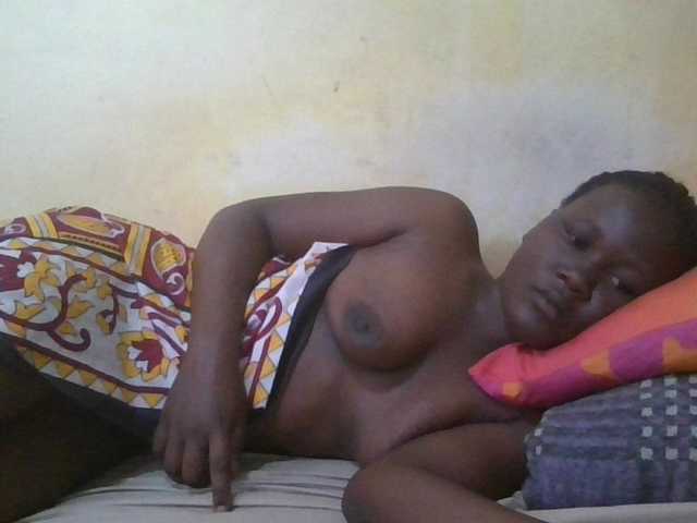 ebony-vannilah live cam on BongaCams