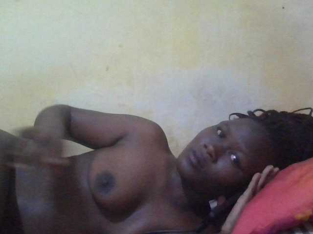 ebony-vannilah live cam on BongaCams