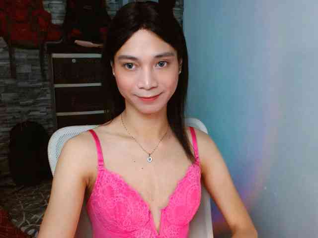 AmorousTina Live Webcam on BongaCams
