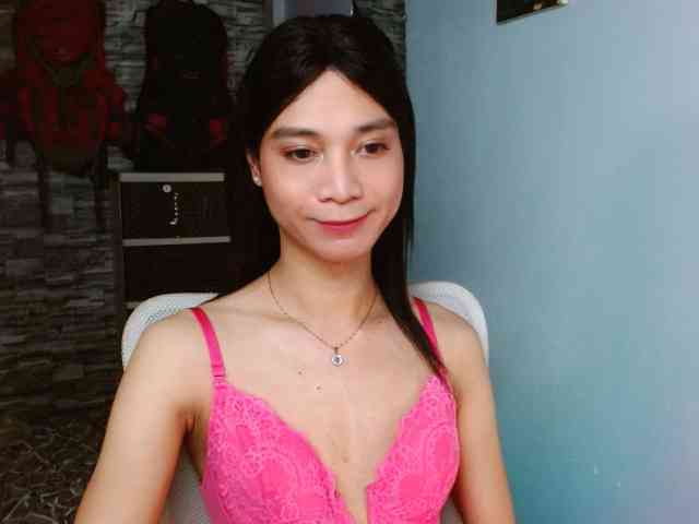 AmorousTina