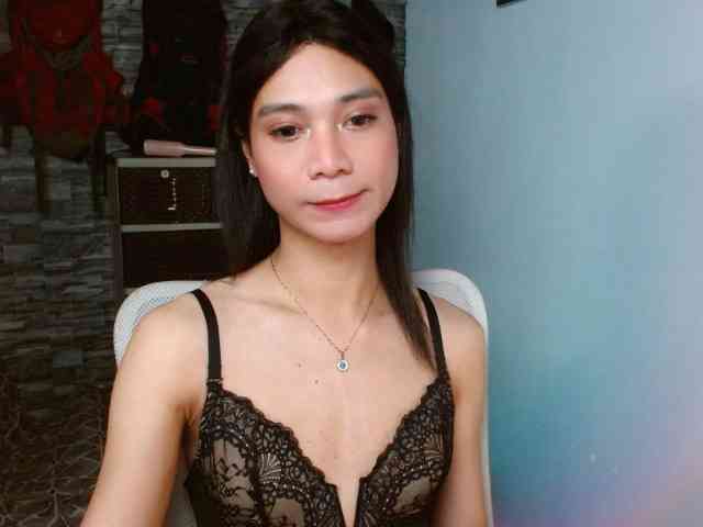 AmorousTina