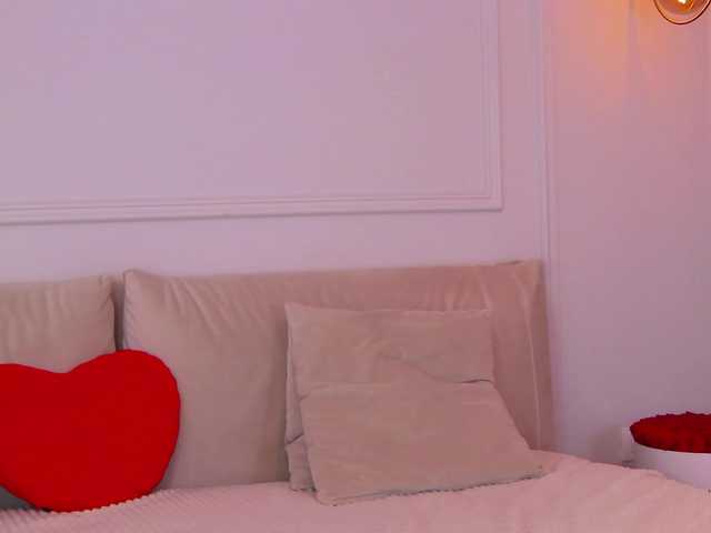 AriannaRuss webcam
