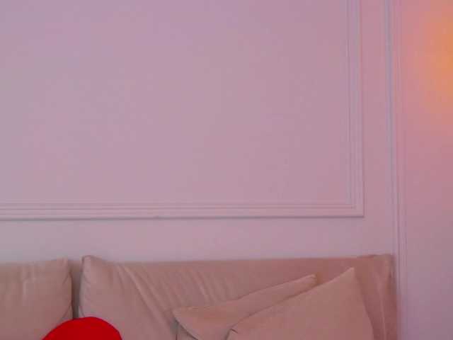 AriannaRuss live webcam show