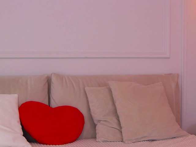 AriannaRuss — live female cam