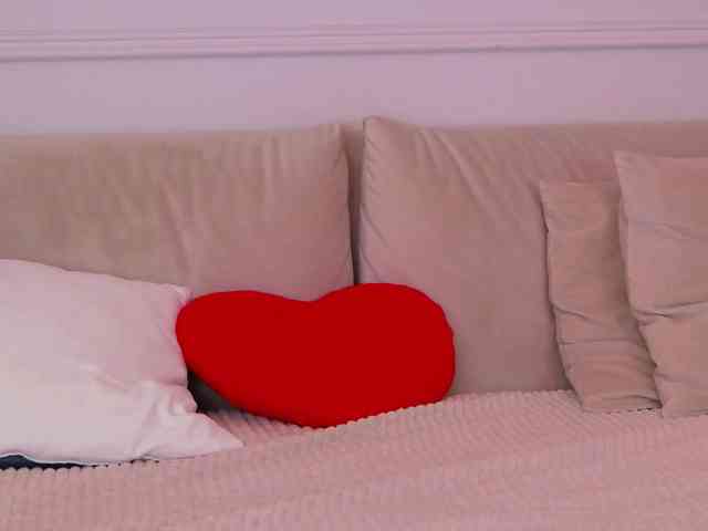 AriannaRuss webcam