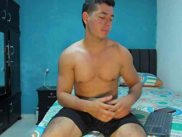 VincentSavage777 Sex Cam Show