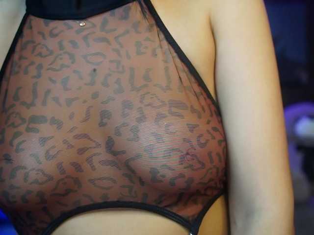 CarolinaPetra live cam on BongaCams