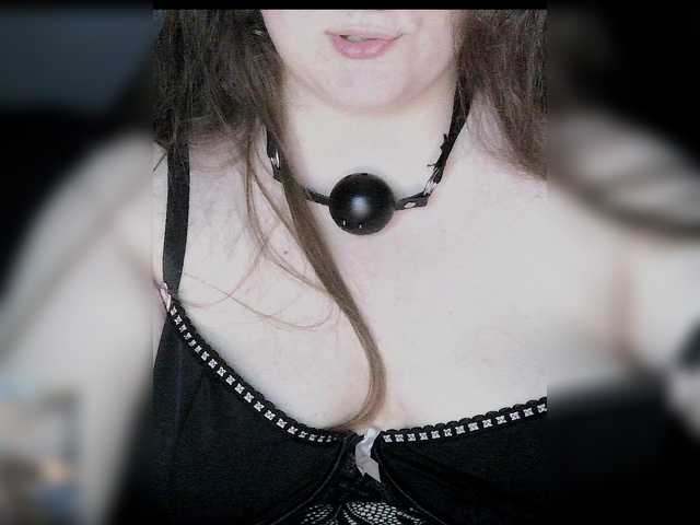 LancyOfficiial live cam on BongaCams