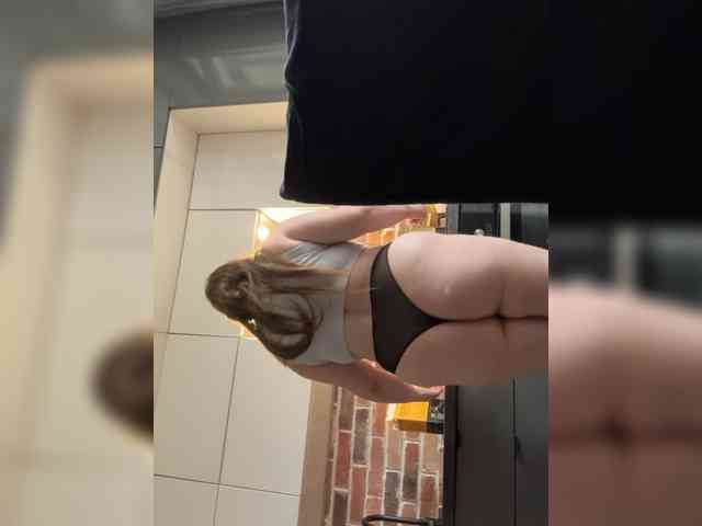 Baybi_Official webcam
