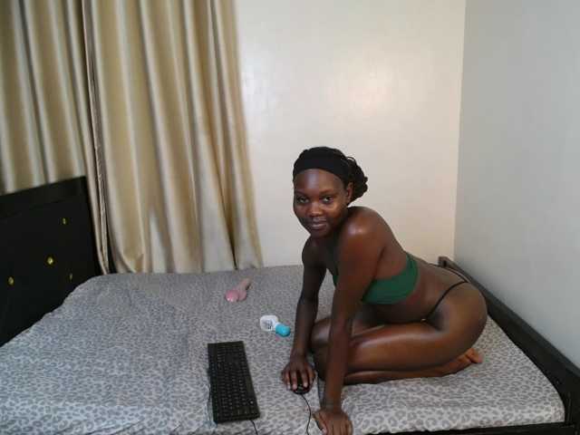 Marshmallow7 live cam on BongaCams