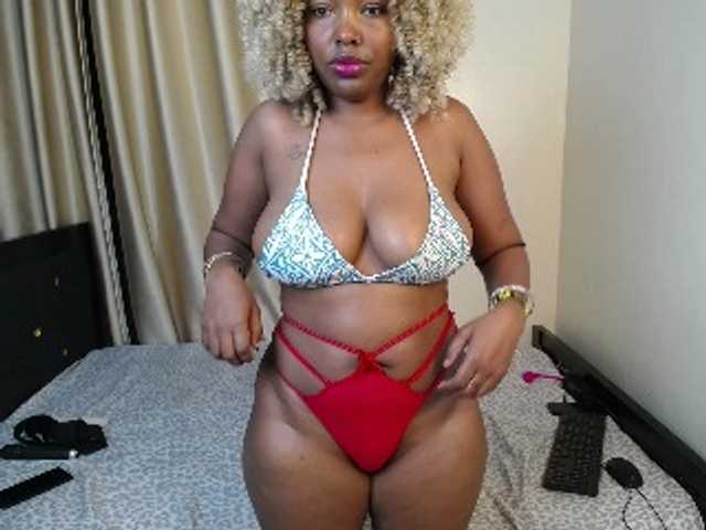Marshmallow7 live cam on BongaCams