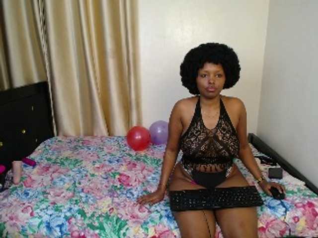 Marshmallow7 live cam on BongaCams