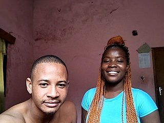 Lovelycouple2026's Live Webcam