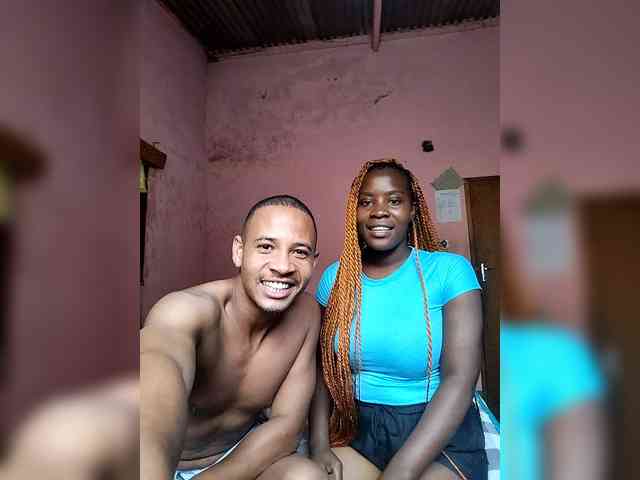 Modelo: Lovelycouple2026