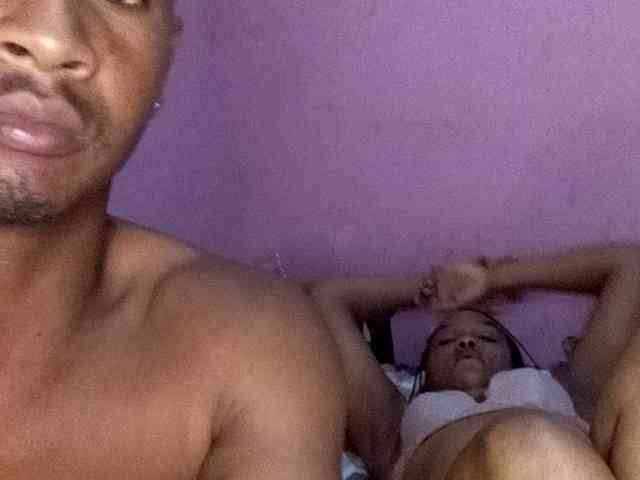 Lovelycouple2026 webcam