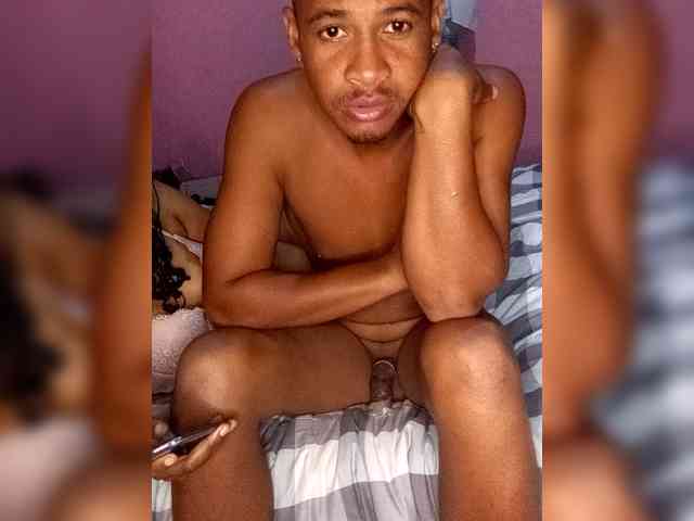 Lovelycouple2026 webcam