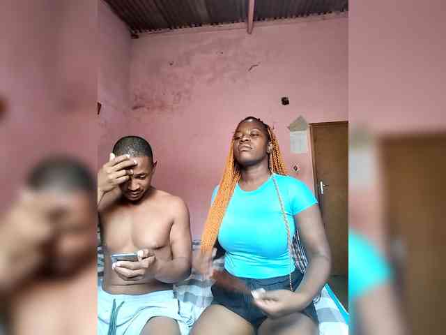 Lovelycouple2026 webcam