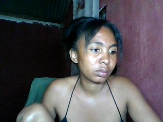 KeziahFayah's Live Webcam