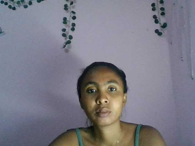 KeziahFayah live cam