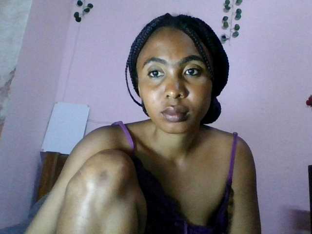 EvahMorgane live cam on BongaCams