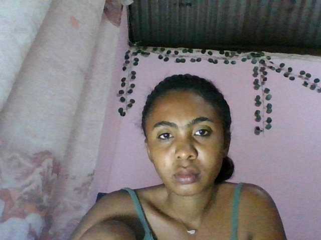 EvahMorgane live cam