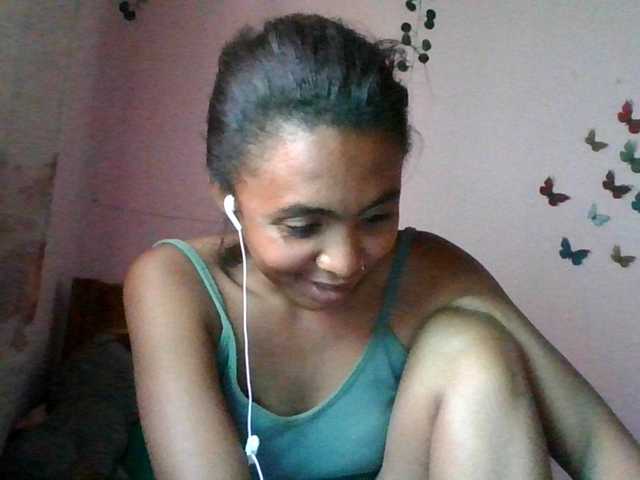 KeziahFayah live cam