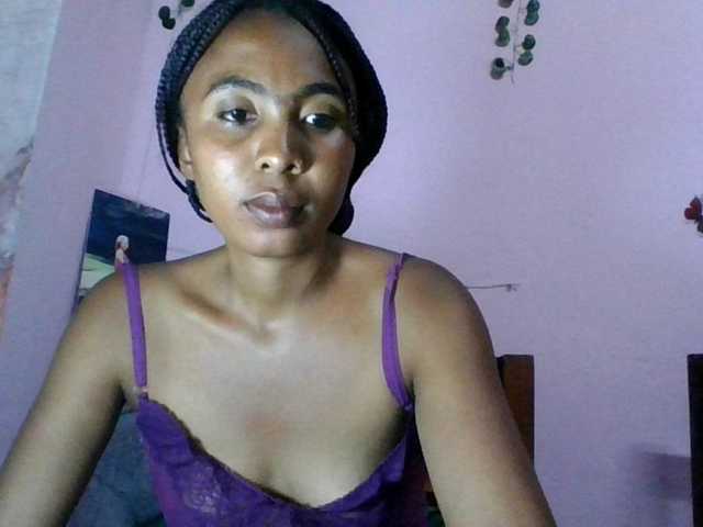 EvahMorgane live cam on BongaCams