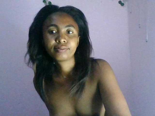 EvahMorgane live cam on BongaCams