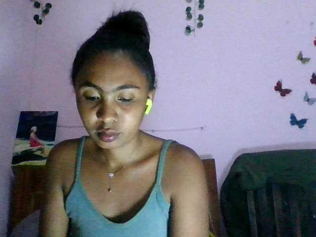 EvahMorgane live cam