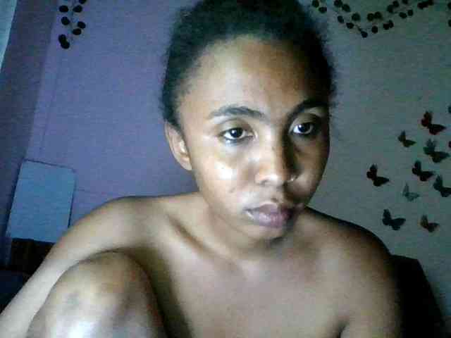 KeziahFayah webcam