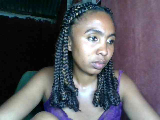 KeziahFayah webcam