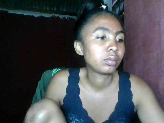 KeziahFayah webcam