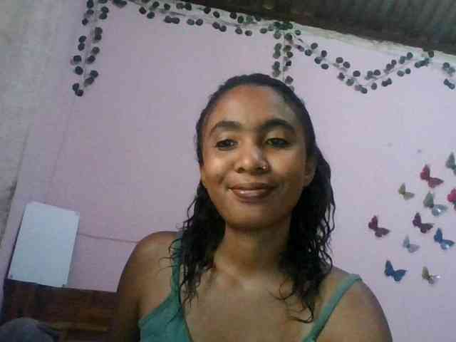 KeziahFayah webcam