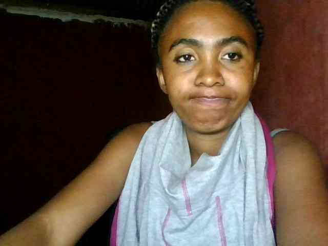 KeziahFayah webcam