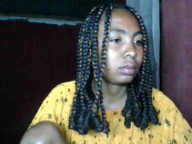 KeziahFayah webcam