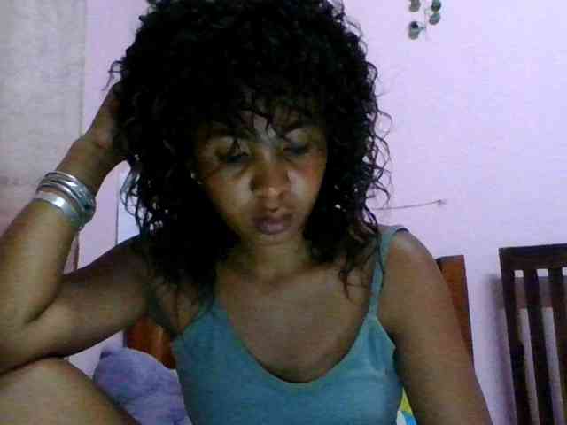 KeziahFayah webcam