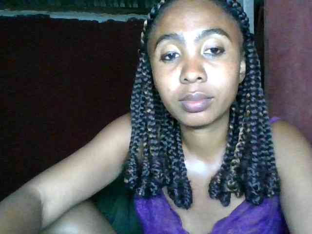 KeziahFayah webcam